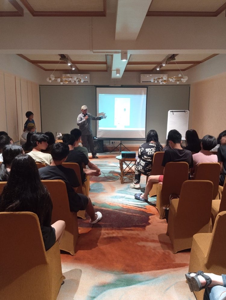 Never stop campaigning for Javan rhino conservation